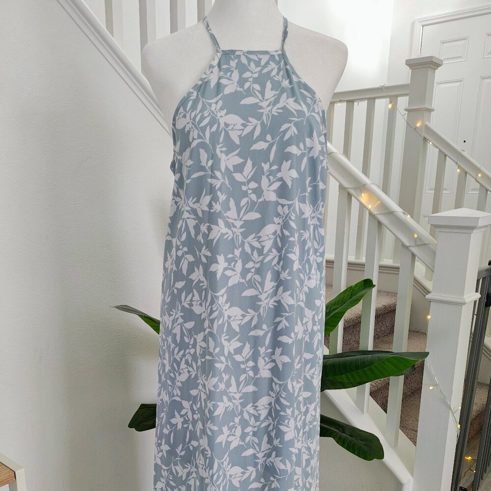✨ Elegant Flowing Dress – Half Off! 💖